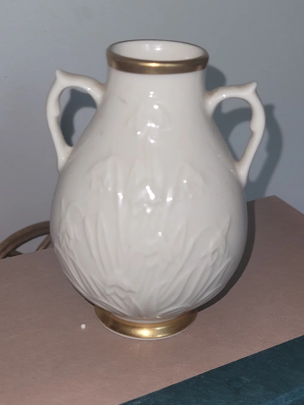Vintage Lenox Set Of 3 Vases. Ivory Porcelain Decorative Vases with Gold Trim
